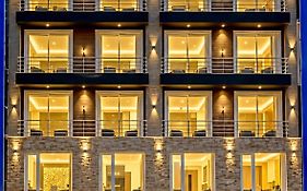 The Vanson Pride - A Luxury Hotel - Near Connaught Place